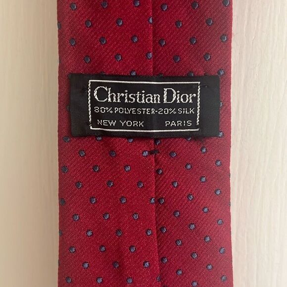 ✨Christian Dior Red w/ Blue Polka Dot Silk Tie✨ - Picture 8 of 11